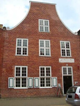 Potsdam, Mittelstraße 8