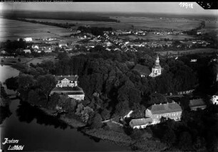 Mirow (b. Neustrelitz), Schloß und Kirche