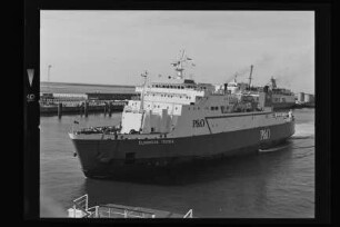 European Trader (1975), P & O European Ferries, Großbritannien