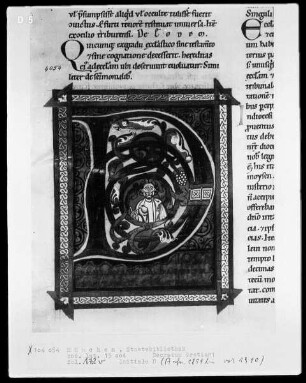 Decretum gratiani — Initiale D mit dem Brustbild eines Mannes, Folio 172verso