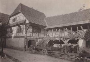 bei Bad Bergzabern. Fachwerk Bauernhof