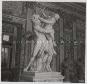 Rom, Piazzale Scipione Borghese, Galleria Borghese, Marmorskulptur Raub der Proserpina
