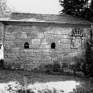 Lützow'sche Gruft; Eppstein, Unter dem Staufenweg