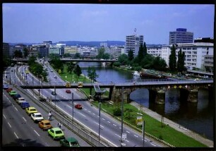 Saarbrücken: Stadtautobahn mit alter Brücke