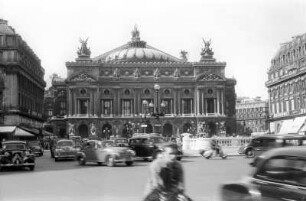 Paris : In Paris, Operá
