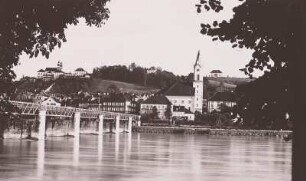 Passau, Stadtansicht : Passau. Blick über den Inn mit der Ludwigsbrücke gegen die Innstadt