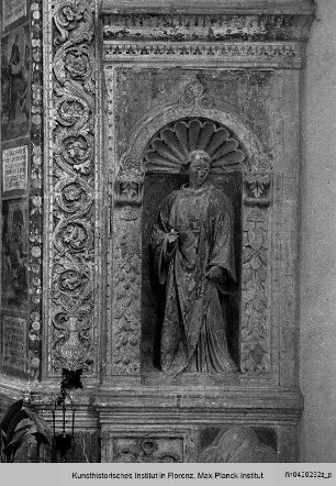 Altar der Madonna del Rosario : Nischenfiguren