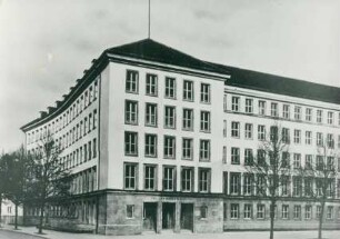 Bürogebäude Lagerplätze Geräte, Deutschland, 1937