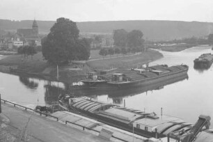 Hann. Münden: Zusammenfluss von Fulda und Werra mit Weserschiffen