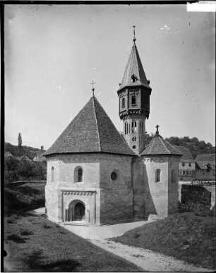 Grünsfeldhausen Achatiuskapelle (Doppel-Oktogonbau) Außenansicht von Süden