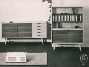 Wohnzimmer "Modell 1290" Geschirrschrank und Gläserschrank der Möbelfabrik Erwin Behr
