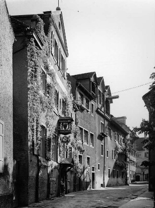 Meersburg. Höllgasse. Blick nach Osten