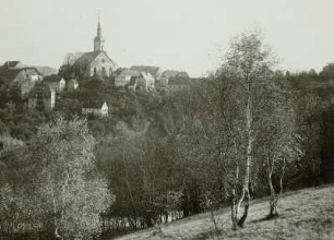 Dohna, Blick nach Osten über das Müglitztal auf die Kirche