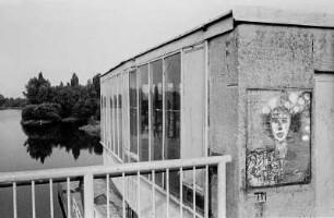 Pardubice : In Pardubice, Flusskraftwerk, im Hintergrund rechts Zufluss der Chrudimka in die Elbe (tschechisch: Labe)