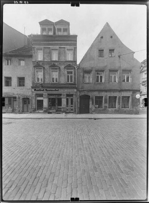 Pirna-Altstadt, Badergasse 3/4. Wohnhäuser mit Laden (um 1885 [Nr. 3]). Straßenfront