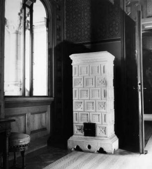 Ofen (um 1880). Neuschwanstein, Schloss Neuschwanstein, Torhaus