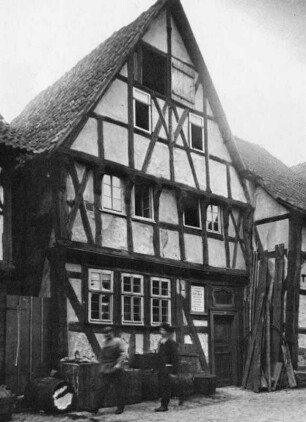 Adolf-Spieß-Haus; Lauterbach, An der Kirche 9, An der Kirche 10