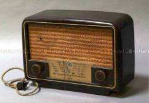 Radioapparat "1 U 11" (Einkreisempfänger)