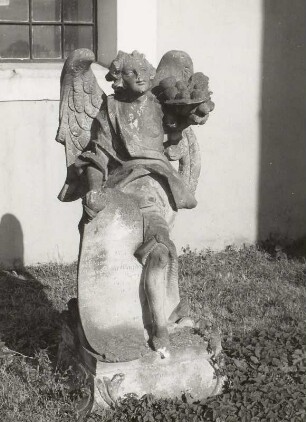 Grabstein mit Engel