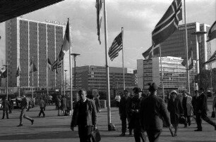 Bremen: Platz vor dem Hauptbahnhof