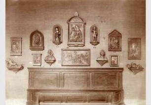 Aufstellung der Gemäldegalerie und der Skulpturensammlung im Kaiser-Friedrich-Museum, Raum 19, Italienische Bildwerke des 15. Jh.