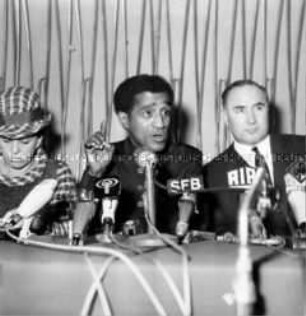 Pressekonferenz von Sammy Davis Junior in Berlin