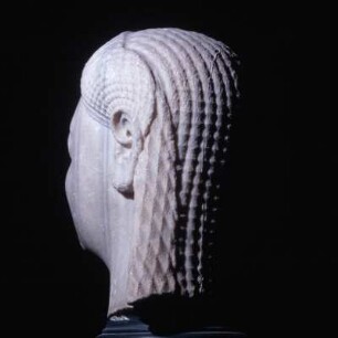 Istanbul. Archäologisches Museum. Haupt einer Kuros-Statue, Ostion, Ende 6. Jh. v. Chr. Aus dem Heraion von Samos