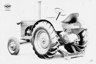 Fotografie: Traktor, Standardtraktor, Seilwinde