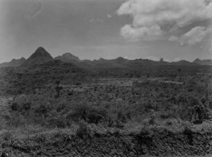 Die Berge von Adwa : Blick auf die Adwa-Berge von der Straße von Adwa nach Aksum aus