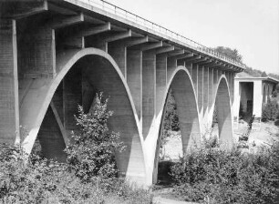 Rohrbach-(Friedens)brücke, km 211,808 - 212,130 Trümmerräumung