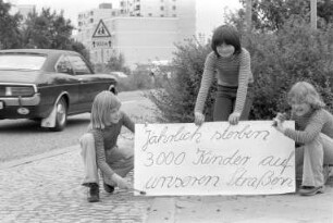 Deutscher Kinderschutzbund Ortsverband Karlsruhe. Informationskampagne zum Unfalltod von Kindern