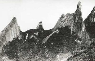 Bei Rio de Janeiro, Brasilien. Orgelgebirge nordöstlich von Rio de Janeiro