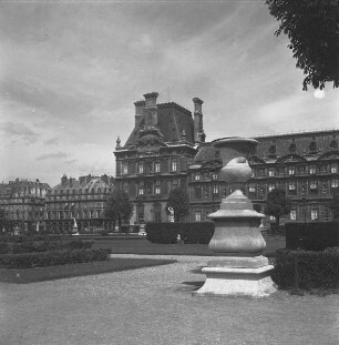 Palais du Louvre / Musée National du Louvre — Pavillon de Marsan
