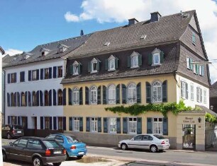 Weingut Adam Naß; Oestrich-Winkel, Hauptstraße 83