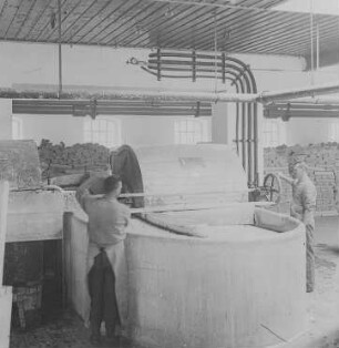 Holländer aus Beton : Technikgeschichte | Technologie | Papier-Fabrikation