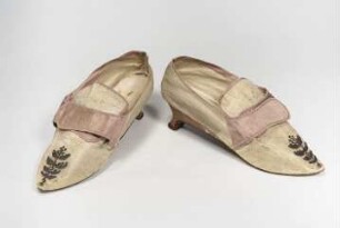 Frauenschuhe (Paar)