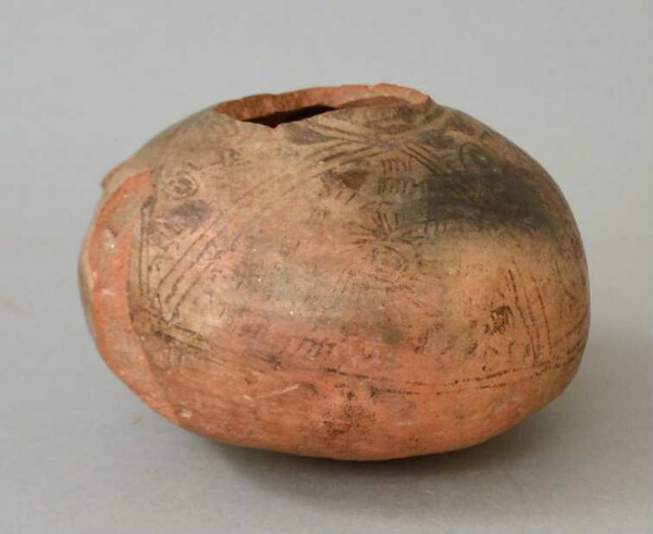 Clay bottle (fragment)