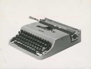 Olivetti Kleinschreibmaschine "Lettera 22" von Marcello Nizzoli