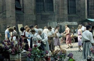 Freiburg i. Br.: Münsterplatz: Marktszenen