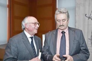 Übergabe und Präsentation der Filmdokumentation "Der Wiederaufbau der Dresdner Frauenkirche - die weltweit wirkende Bürgerinitiative" von Ernst Hirsch im Vortragssaal der Sächsischen Landesbibliothek - Staats- und Universitätsbibliothek Dresden