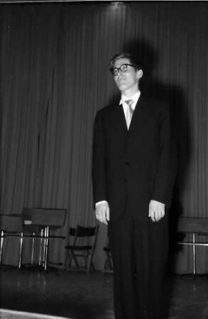 Donaueschingen: Donaueschinger Musiktage; Wilhelm Killmayer nimmt Beifall entgegen
