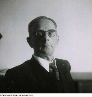 Portraitserie Hans Herzfeld