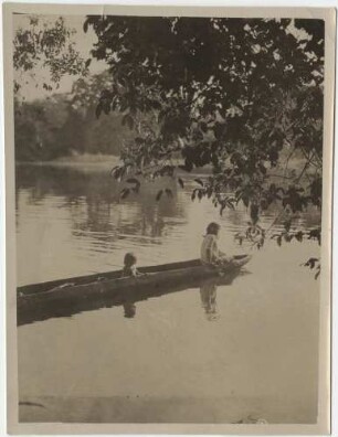 Huanyam-Indianer auf dem Rio San Miguel
