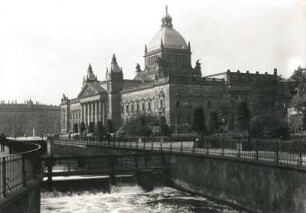 Leipzig, Reichsgerichtsgebäude : Leipzig. Ehem. Reichsgericht (Georgi-Dimitroff-Museum)