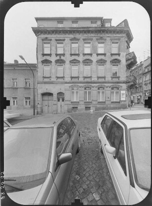 Riesa, Parkstraße 2. Wohnhaus. Straßenfront