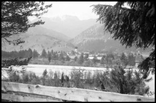 Lechtal: Blick über den Lech von Weissenbach