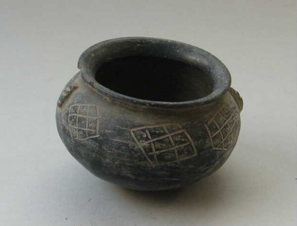 Clay vessel