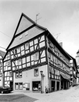 Fachwerk-Baukomplex; Alsfeld, Obere Fulder Gasse 3, Obere Fulder Gasse 7, Obere Fulder Gasse 5