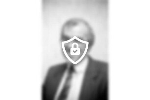 [Name maskiert] Einwohner von Reinfeld und Bad Oldesloe: Leiter der Personalabteilung der Kreissparkasse Stormarn: Stadtverordneter der FDP in Reinfeld (1979-1985): Vorsitzender des FDP-Ortsvereins Reinfeld