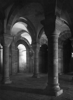 Speyer. Dom Sankt Maria und Stephan. Krypta (Weihe 1041, Erneuerung 1689)